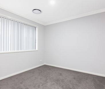 Spacious Family Home - Photo 3