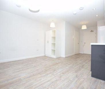 Studio to rent - Photo 4