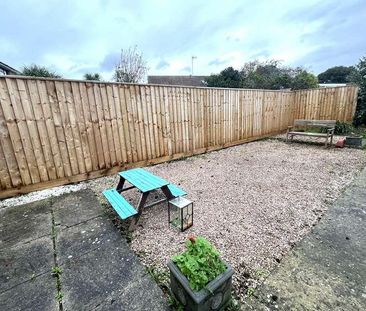 Kingsdown Crescent, Dawlish, EX7 - Photo 2