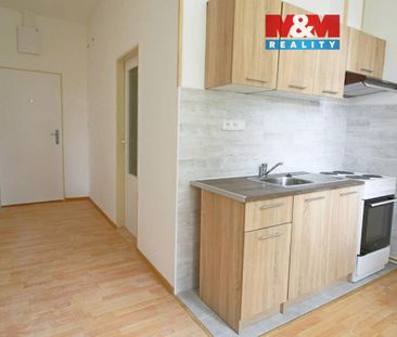 Pronájem bytu 2+1 62 m² - Photo 1