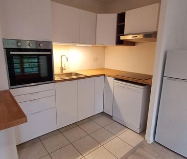 Location Appartement 2 pièces 47m² LILLE 59000 - Photo 3