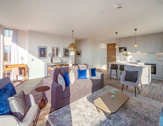 TO LET PENTHOUSE, Apartment 25, Lock House 1, Charlemont Lane, Dublin 2 €5,860 - Photo 1