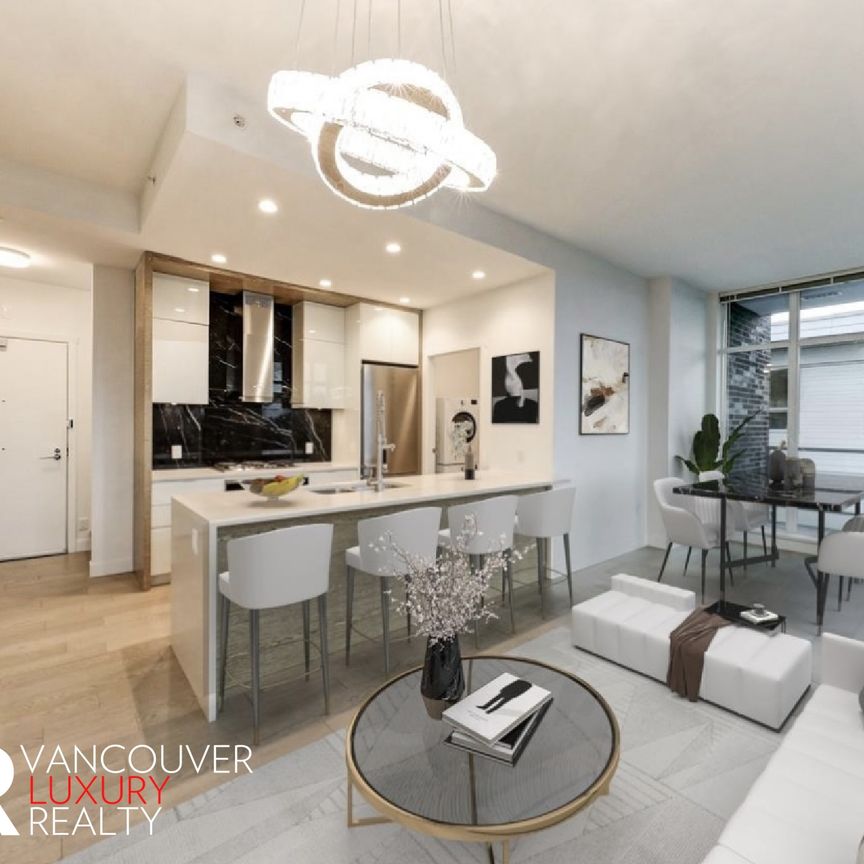 Penthouse in Vancouver West Side, BC - Photo 1