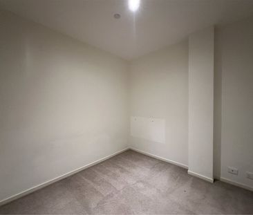 709/118 Russell Street - Photo 4