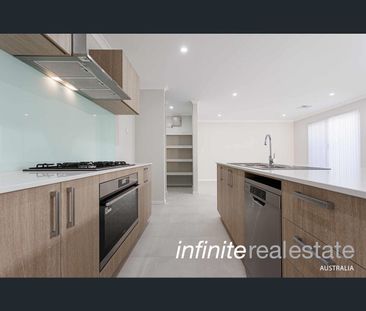 10 Glimmer Road, Eglinton, WA 6034 - Photo 2