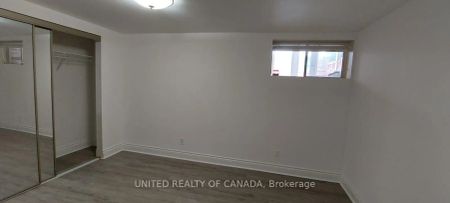 Property For Lease | N9362185 - Photo 3