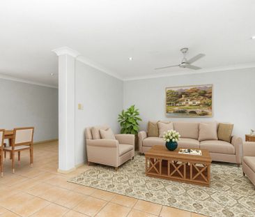 Low-Maintenance Living in a Prime Banora Point Location - Photo 1