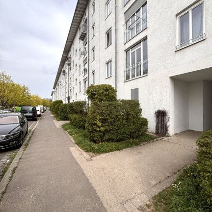Viel Platz zum Wohnen: 3,5 Räume mit einer Ess-Veranda, Lift und Parkplatz in Linz/Ebelsberg! Ab SOFORT verfügbar! - Foto 4