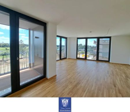 Extravaganter Wohntraum mit großem Balkon und einzigartigem Elbblick! Erstbezug! - Foto 3