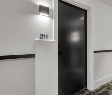 For Lease - 600 North Service Road Unit# 211, Hamilton, Ontario - Photo 1