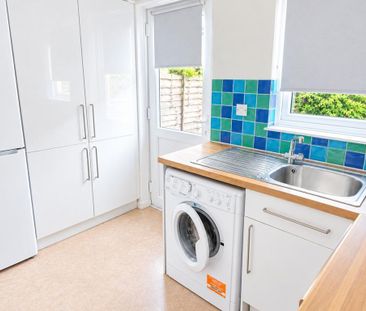 2 bedroom terraced house to rent - Photo 6
