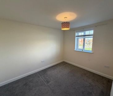 Mohave Drive, Formby, L37 - Photo 2