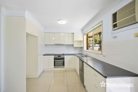 1/4 Jervis Place, Tatton NSW 2650 - Photo 5