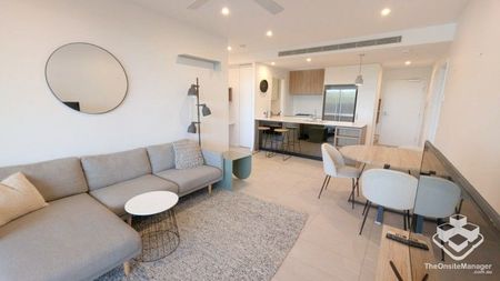 Furnished 2 Bed 2 Bath Apt West End - Photo 5