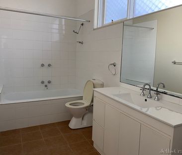 2/579 Queensberry Street, North Melbourne VIC 3051 - House For Rent... - Photo 5