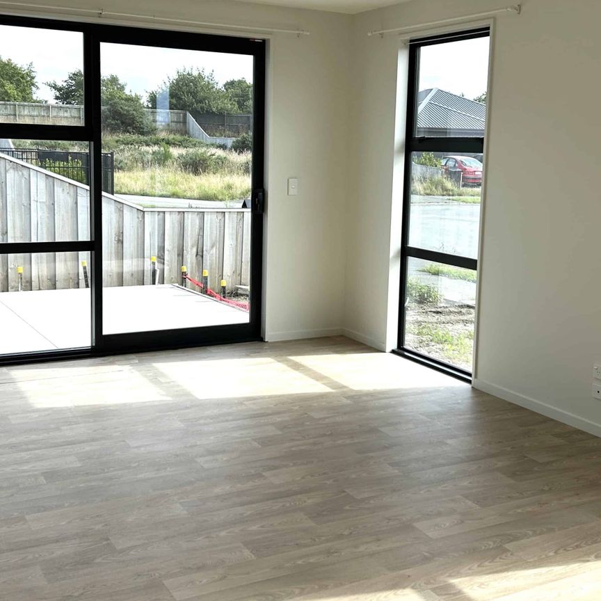 New Two Bedroom Apartments - Photo 1