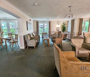 1 bedroom Flat To Let - Photo 1