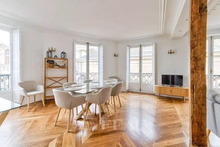 Appartement meublé 2 chambres avec vue imprenable sur le Château – Saint-Germain-en-Laye - Photo 2