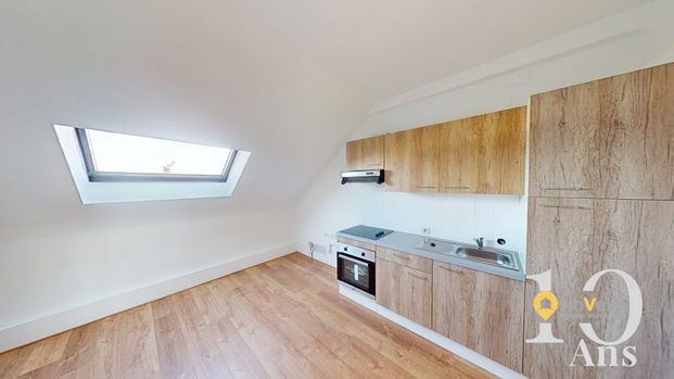 Location Appartement 5 pièces 103m² STIRING WENDEL 57350 - Photo 1