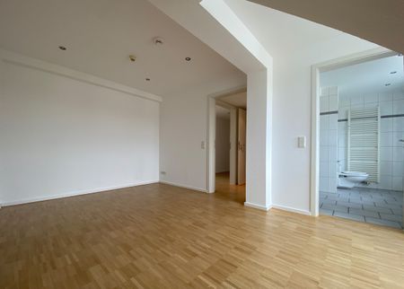 Viel Platz zum Wohlfühlen: Ihre Traumwohnung in Düsseldorf - Photo 4