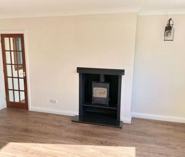 2 bedroom end of terrace house to rent - Photo 4