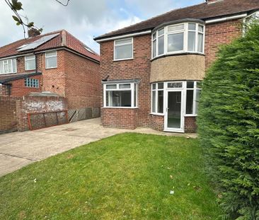 3 bedroom semi-detached house to rent - Photo 2