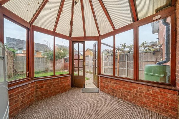 3 bedroom terraced house to rent - Photo 1