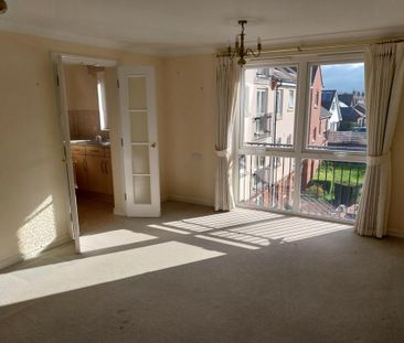 2 bedroom retirement property to rent - Photo 6