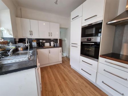Penybryn Terrace, The Bryn, BLACKWOOD - Photo 5