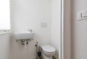 Wonderful single room in Via Renato Fucini