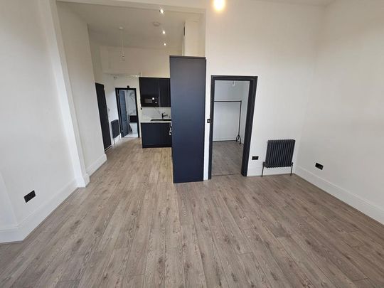 2 bedroom flat to rent - Photo 1