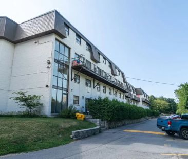 Laurentian - Photo 1