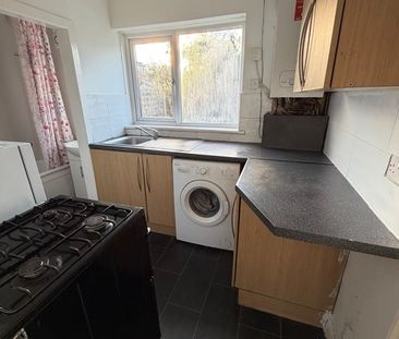 1 Bed Maisonette, Shere Road, IG2 - Photo 6