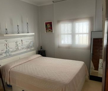 1 room luxury Apartment for rent in Nerja, Spain - Photo 2