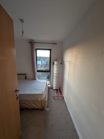 2 Bed Flat, Ordsall Lane, M5 - Photo 2