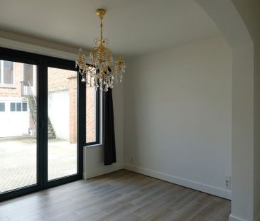 Appartement te huur in Eeklo voor € 910 met 2 slaapkamers - Photo 1