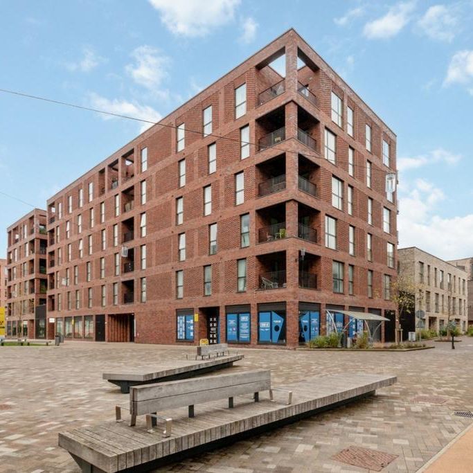 3 bedroom flat to rent - Photo 2