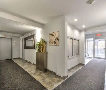 Villa Du 60 | 60 avenue des pins, Montreal - Photo 1