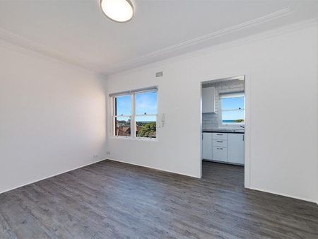 15/28 Kidman Street, Coogee, NSW 2034 - Photo 4