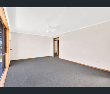 29 Bantanga Crescent, Salisbury North, SA 5108 - Photo 6