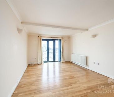2 bedroom apartment to rent - Photo 6