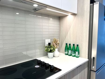 For Lease - 395 Square One Drive Unit# 709, Mississauga, Ontario - Photo 3