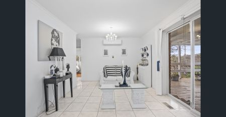 ✨ Home Sweet Home — with Room for Everyone! ✨ - Photo 2