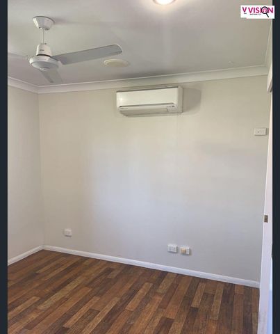 This neat and tidy low-set home offers comfortable coastal living in a quiet location. - Photo 2