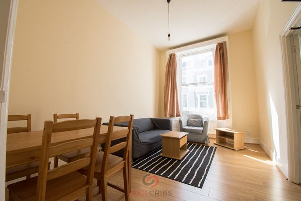 Ladbroke Crescent, Notting Hill, London W11 - Photo 1
