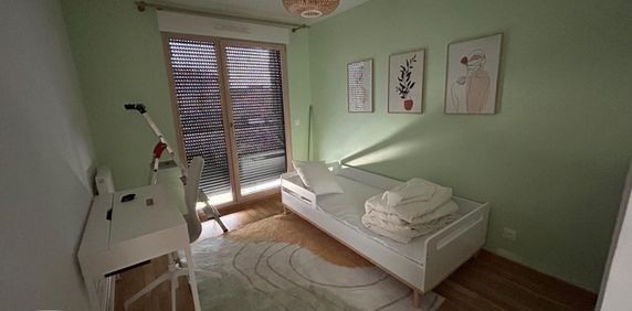 Location Appartement 4 pièces 89m² ANNEMASSE 74100 - Photo 2