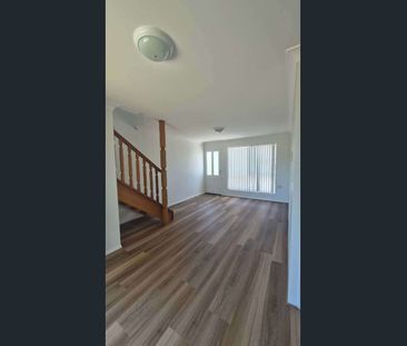 New renovated home in an excellent location - Photo 2