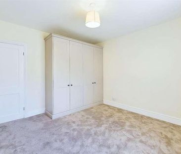 Brookwood Close, Walton, WA4 - Photo 4