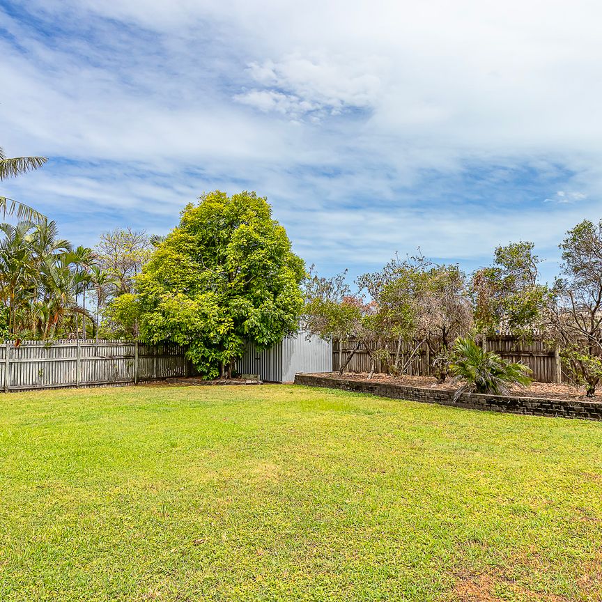 11 Saxby Crescent, Mount Louisa QLD 4814 - House For Rent | Domain - Photo 1