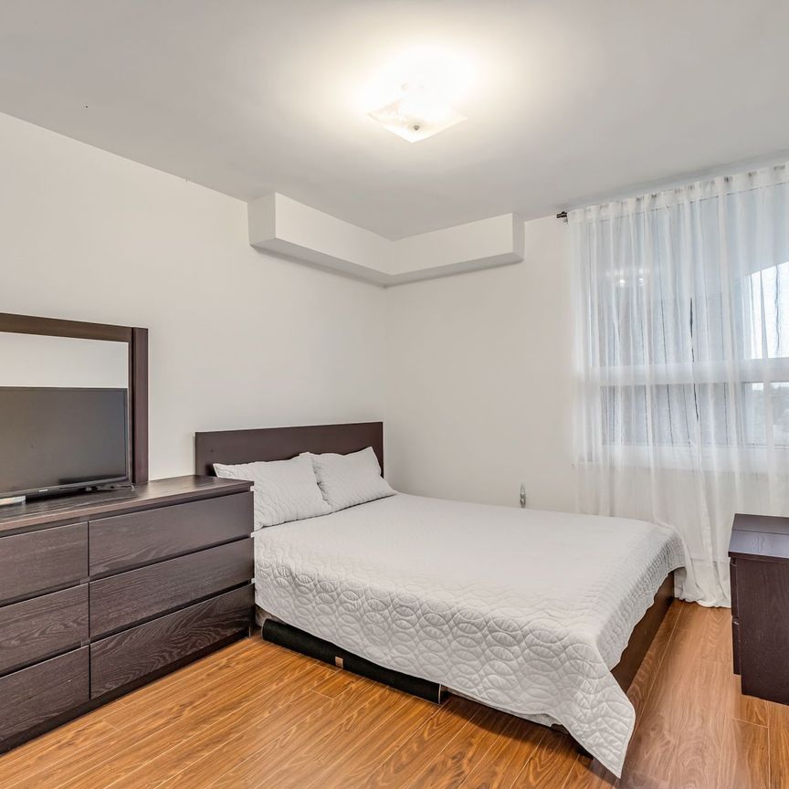 For Lease - 61 Richview Road Unit# 410, Toronto, Ontario - Photo 1